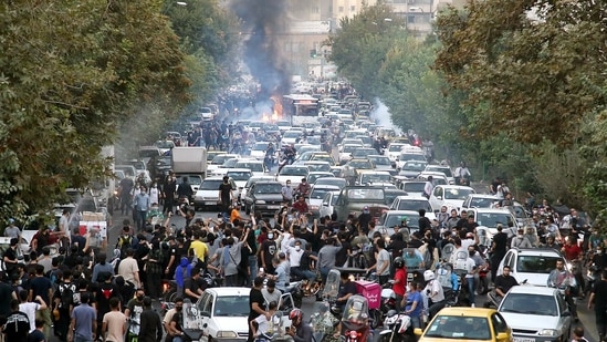 Over 700 arrested in Iran, including 60 women amid massive anti-hijab protests