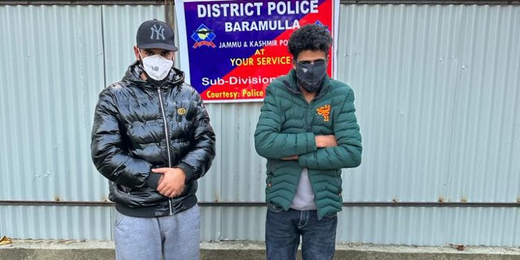 Police arrested drug peddler, recovered 10 Kgs of poppy straw and 3 grams of Contraband Herion like substance at Mirgund Pattan; Case registered