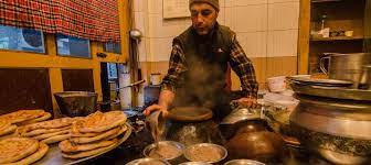 With the onset of winter in Kashmir, locals return to their favourite food ‘Harissa’