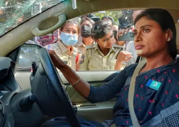 YS Sharmila Reddy challenges TRS govt after arrest, says ‘there is no democracy’