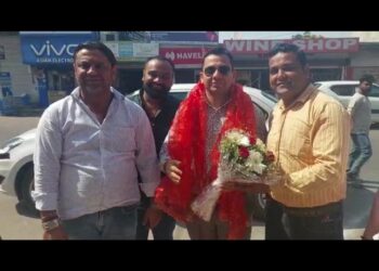 SDM Abhishek Abrol and SP North Kulbir Honda inaugurated the 4th Branch of Kasturi & Nikka Sweets Shop in channi Jammu.