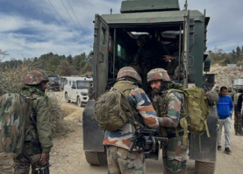 Mobile Internet suspended in Poonch, Rajouri amid massive anti-terrorist operation