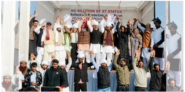 Gujjar-Bakerwal Maha Panchayat opposes reservation for Paharis