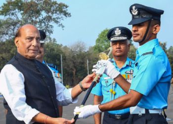 Traditions, innovations should be balanced in armed forces: Rajnath